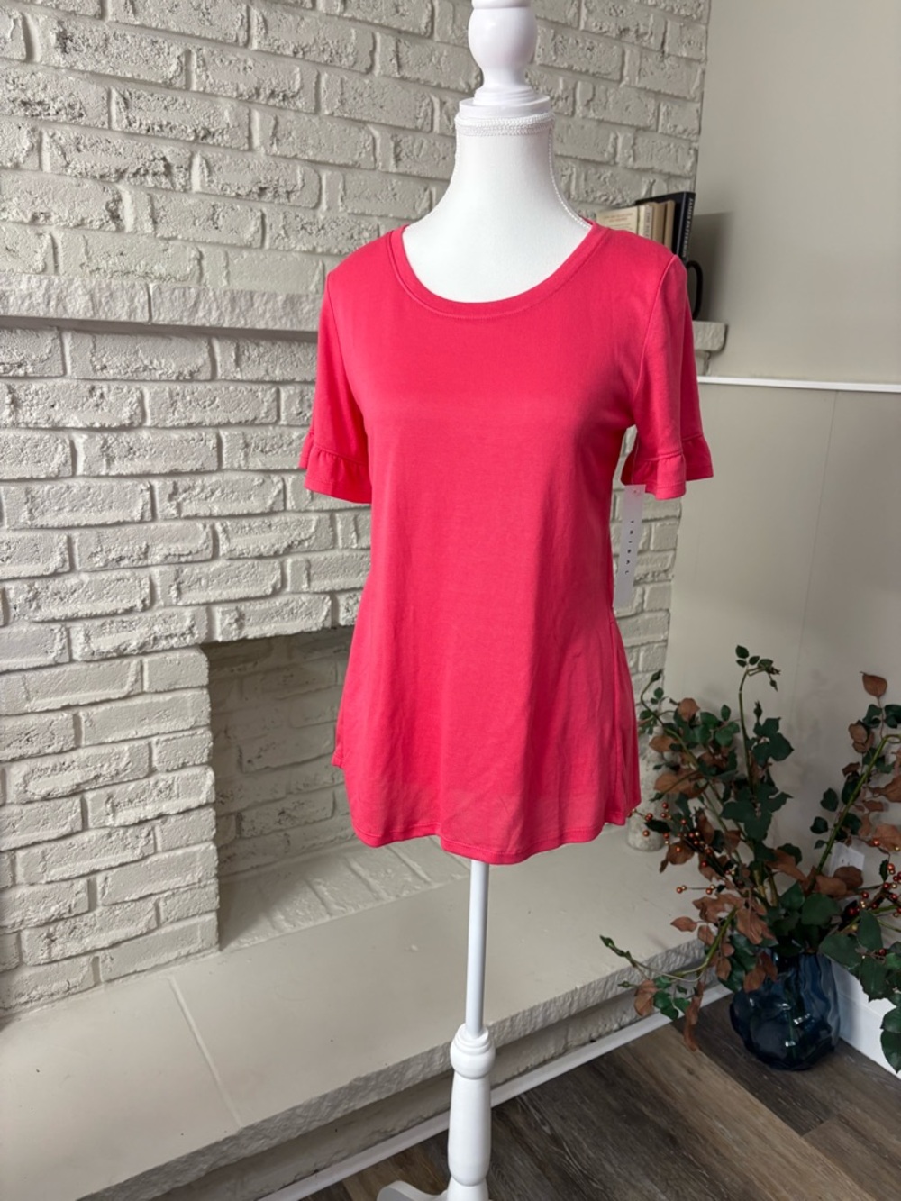 Tribal Melon Short Sleeve Ruffle Cuff Tee NWT Size Small
